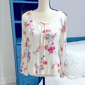 Lovestitch iris floral v-neck cold shoulder blouse size small
